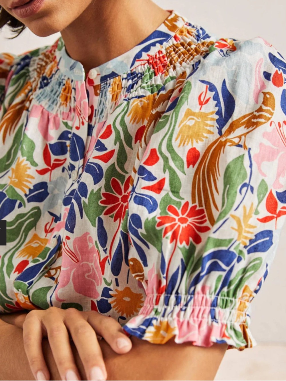 Boden Floral Puff-Sleeve Linen Top in Multi with Smocking - Picture 3 of 8